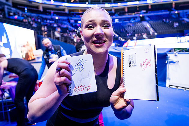 Nezvyk, všichni nám rozumějí! Češi se rozkoukávají na MS: Hlavně nastoupit včas