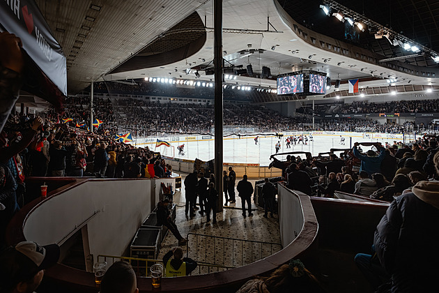 Hádka o puk, Sparta opět přežila. Chlapíka těší: S nožem pod krkem hrajeme nejlépe