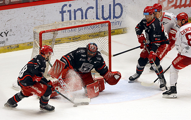 Nestrašil věřil, Hradci se vítězný gól Třince nezdál. Byly tam fauly, zlobil se kouč