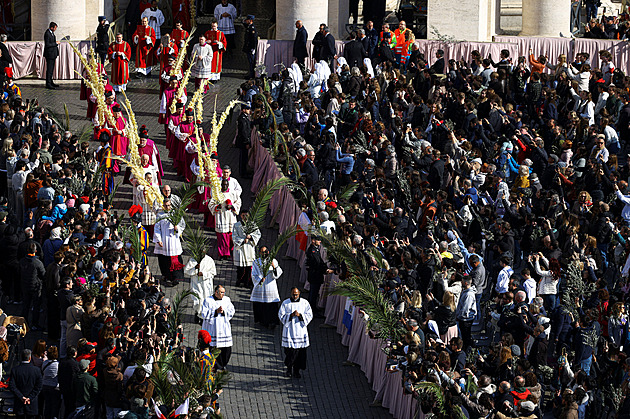 Nebývale ostrý papež. Modlitby válčících lídrů s krví na rukou Bůh odmítá, řekl