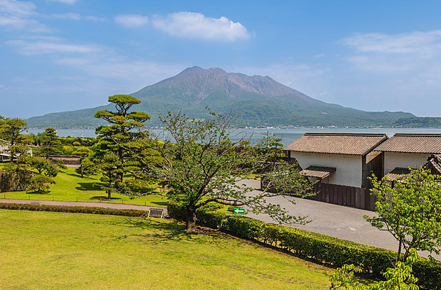 Výbuch ji spojil s pevninou. Japonská sopka Sakuradžima je součástí života