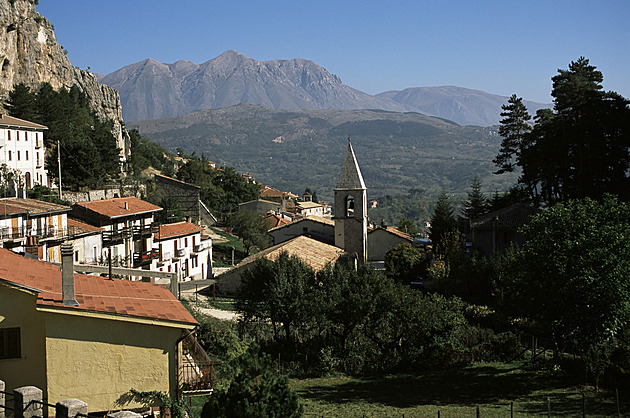 Stezky, které oživily jeptišky. Vedou k zapomenutým klášterům v horách Itálie