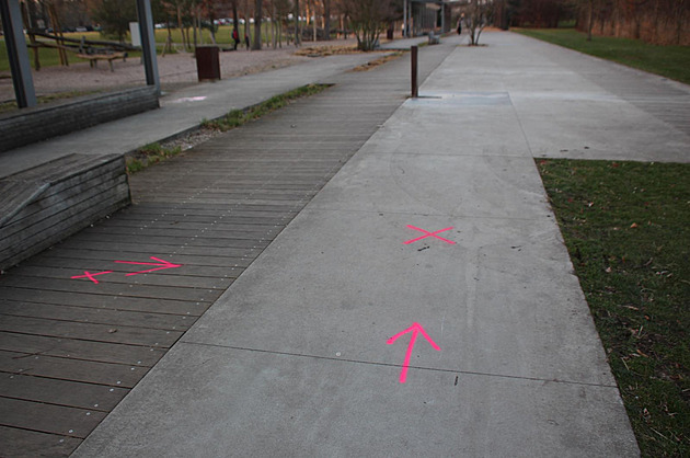 Elektrokoloběžka srazila čtyřletého chlapce. Je to jako zbraň, zlobí se otec