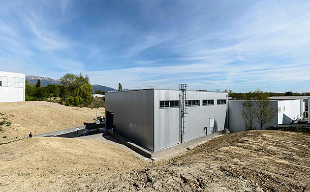 Vzrušující cesta antihmoty. Vědci ji vůbec poprvé převáželi “náklaďákem“