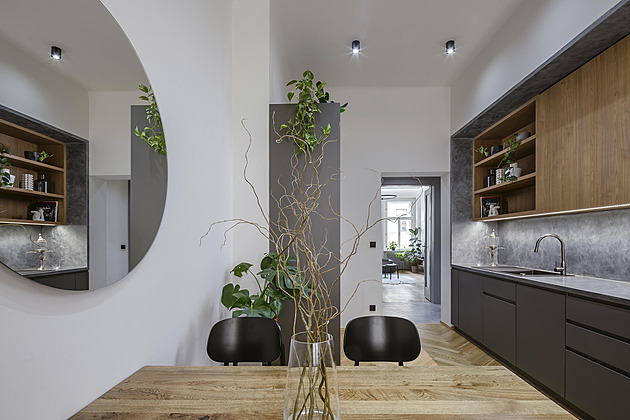 Manželé toužili po domově. Úžasnou proměnu na Vinohradech stihli za pár týdnů