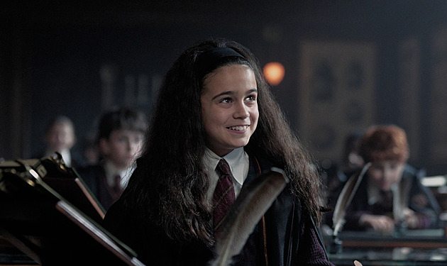 Potterofilové zbystřili. V seriálu se objeví oblíbená postava, kterou z filmu vystřihli