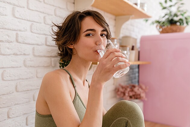 Voda jako z�klad detoxu i dlouhov�kosti