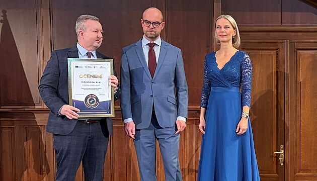 Ocen�ní p�evzal hejtman Richard Brabec na mezinárodní konferenci Ministerstva...