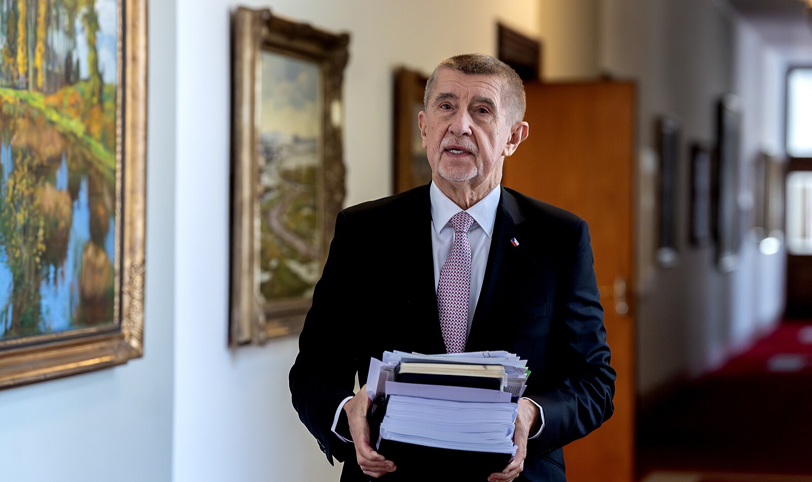 Marže u pohonných hmot jsou nehorázné, říká Babiš. Navrhne jejich zastropování