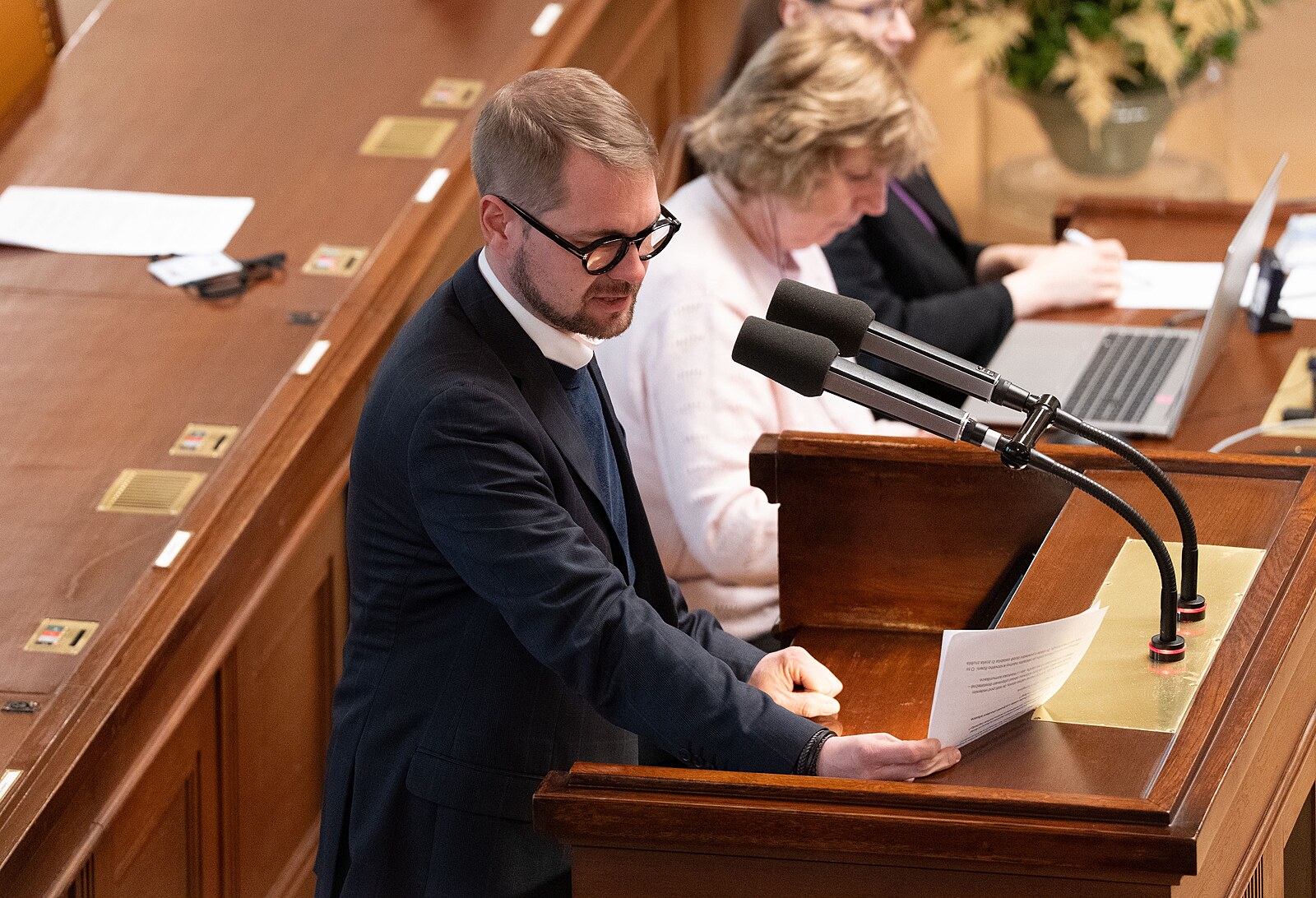 S hotovostí a EU na věčné časy? Ústava není vhodným hřištěm k řešení hodnotových otázek