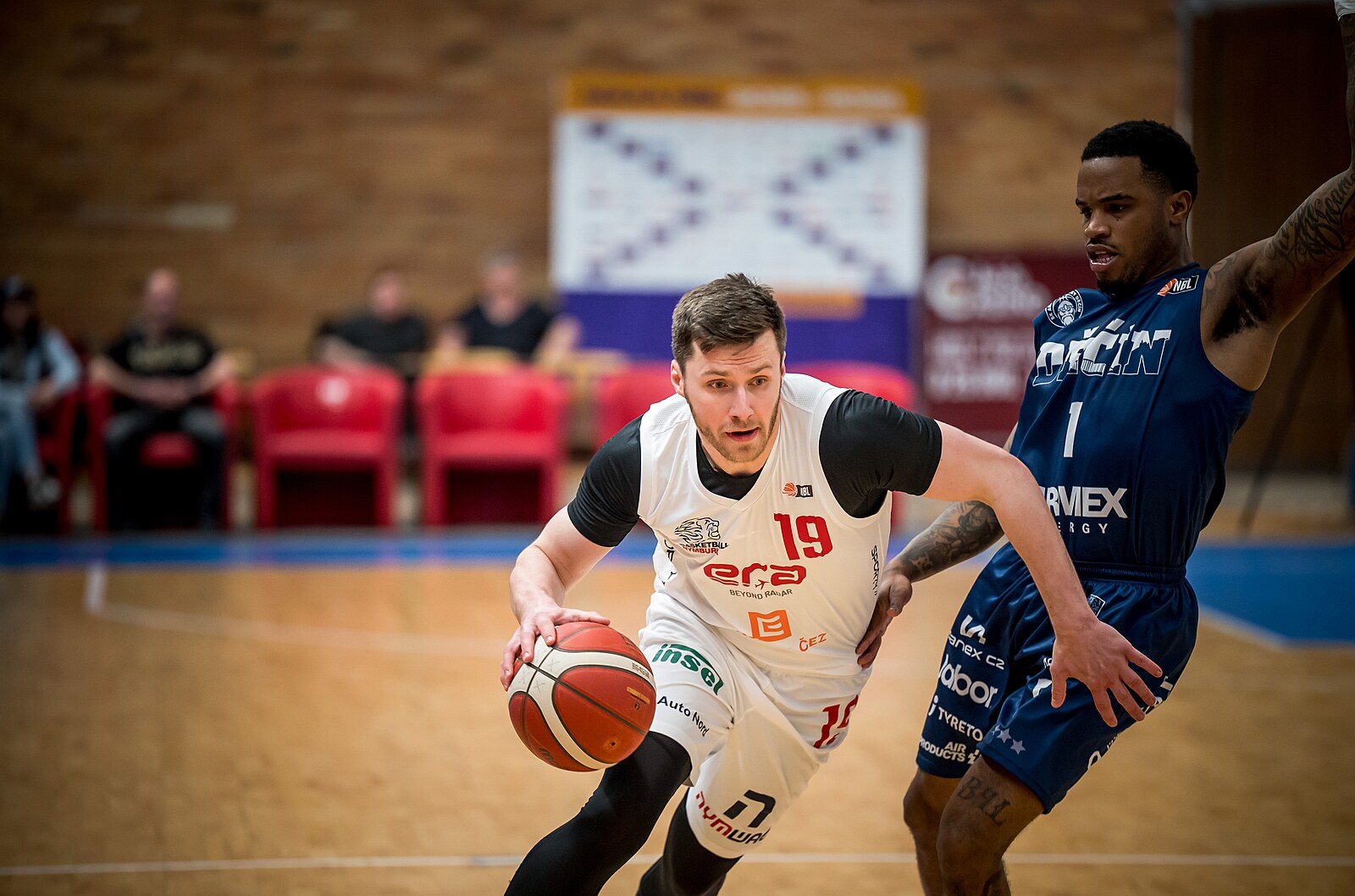 Nymburk zabojuje v Lize mistrů o Final Four, proti bude i jeho bývalá hvězda