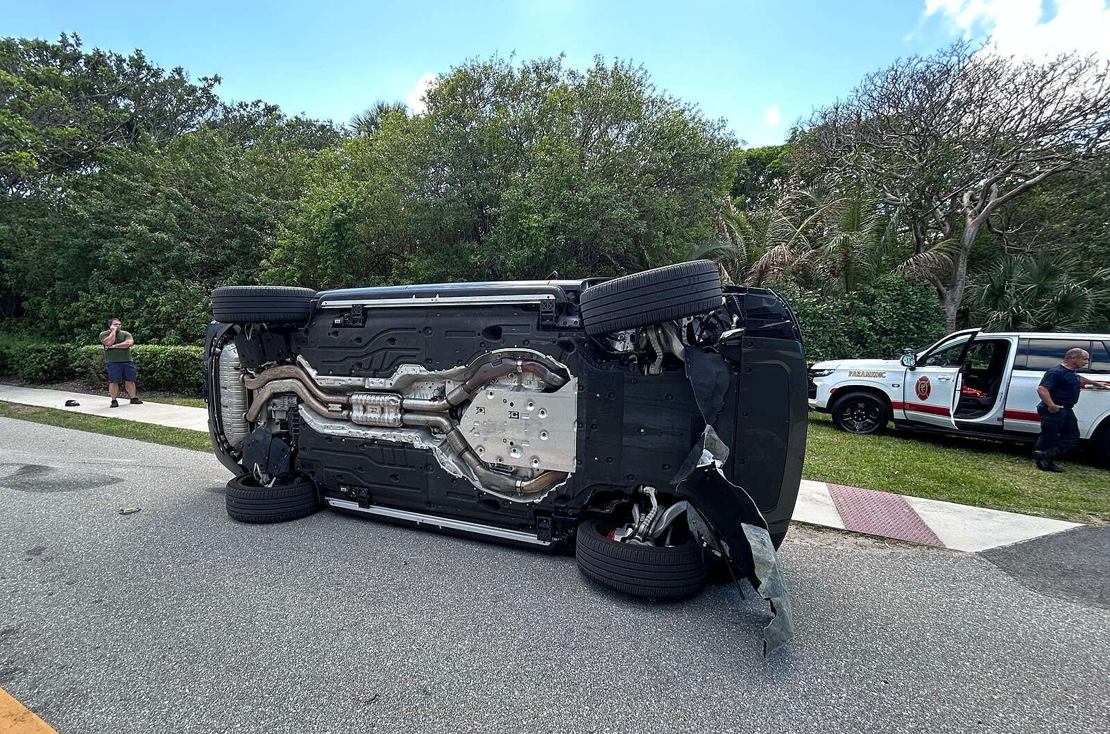 Golfista Woods měl po autonehodě skelné oči a dvě tablety analgetik v kapse