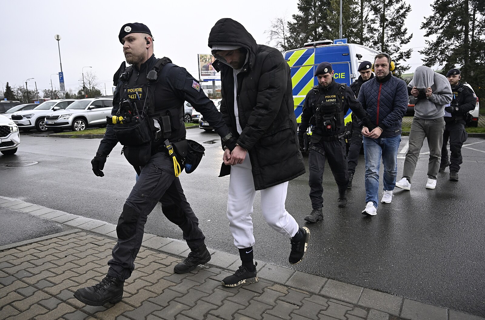 Vazbu opustil další obviněný ve fotbalové korupční kauze, zbývá v ní jediný