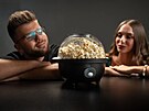 Popcornova�: Horkovzdu�né verze d�lají suchý popcorn bez chuti. V�t�í hrnec s...