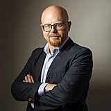 Petr �karda