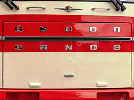 Kloubový trolejbus �koda-Sanos S 200