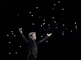 JE ZPÁTKY! Po olympijském selhání americký krasobrusla� Ilia Malinin na...