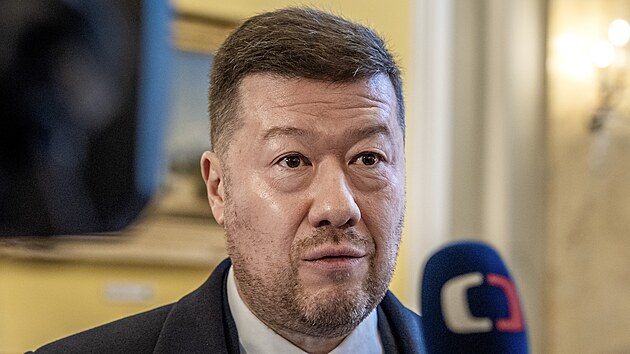 Vl�dn� koalice ANO, SPD a Motorist� sob� podle p�edsedy Sn�movny Tomia Okamury (SPD) navrhne v �ter� jako poslaneck� n�vrh ��ste�n� zru�en� poplatk� pro �eskou televizi a pro �esk� rozhlas.( 23. b�ezna 2026)