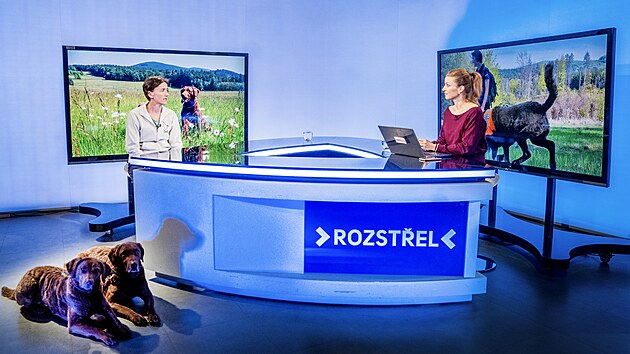 Hostem po�adu Rozst�el je Kl�ra Hlubock�, jedin� �esk� psovodkyn� specializuj�c� se na vyhled�v�n� neleg�ln� nastra�en�ch otr�ven�ch n�vnad v p��rod�.