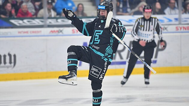 Göz ardı edilmemesi gereken bir yetenek. Petr Tomek on yedi yaşında tuvalete gidecek mi?