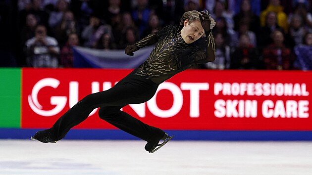 Artistik patinaj: Malinin Prag'da dünya şampiyonluğunu kazandı