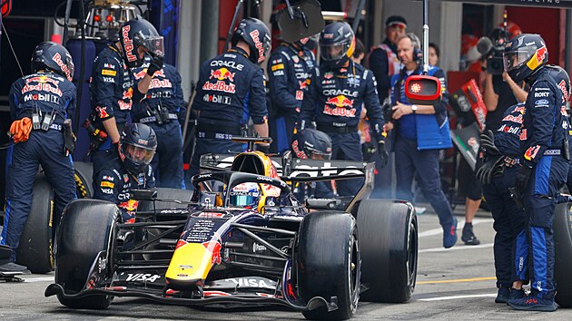 Max Verstappen Formula 1'in sonunu düşünüyor