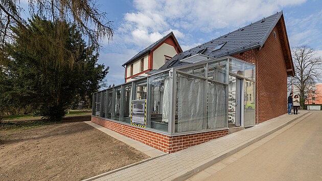 Modern� sklen�k ve st�edn� zem�d�lsk� �kole v Kostelci nad Orlic� (20. b�ezna 2026)