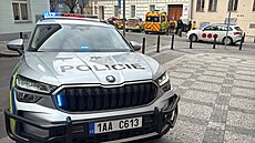 Policie vy�et�uje pád z okna ve �kole na pra�ských Vinohradech (20. b�ezna 2026)