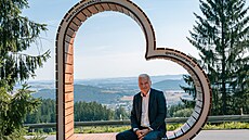 Hejtman Kamal Farhan: Va�me si víc lidí, kte�í tu jsou pro druhé