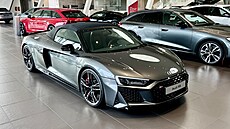 Poslední �ance na ikony: Audi RS a R8 z trhu mizí, Jarov má unikáty