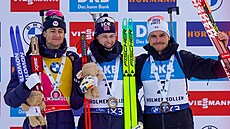 Trio nejlep�ích ze stíhacího závodu v Oslu. Zleva: Eric Perrot, Sturla Laegreid...