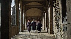 Seriál Harry Potter bude o dv� hodiny del�í, ne� se p�vodn� myslelo.