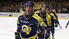 Úto�ník Zlína Jesse Paukku slaví vst�elenou branku ve �tvrtém semifinále proti...