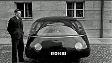 Schlörwagen byl �iroký p�es dva metry, aby se do n�j schovala i kola, a s okny,...