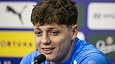 Ladislav Krej�í, nový kapitán fotbalové reprezentace, odpovídá na tiskové...