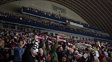 Fanou�ci Sparty slaví gól Marka Pysyka ve �tvrtfinále proti Plzni.