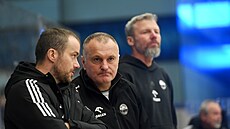 Robert Reichel na st�ída�ce Litvínova.