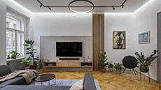 Televizní stolek s knihovnou jsou zhotoveny na míru v designu navr�eném...