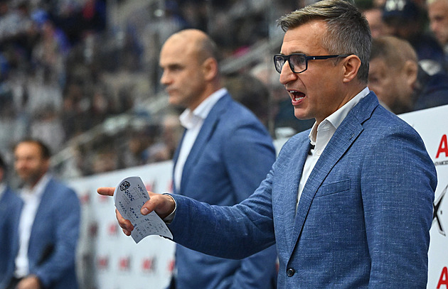 Na olympiádě Kanada a v extralize Vary. Šimkova smolná prodloužení