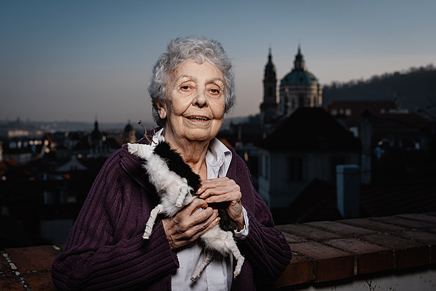 Tulení střeva chutnají jako jitrnice, čerstvý sobí morek je lahůdka, líčí cestovatelka Tulení střeva chutnají jako jitrnice, čerstvý sobí morek je lahůdka, líčí cestovatelka