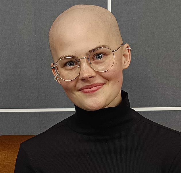 Ze sokolovny do nemocnice a zpět. Elena bojuje s leukémií a hledá dárce