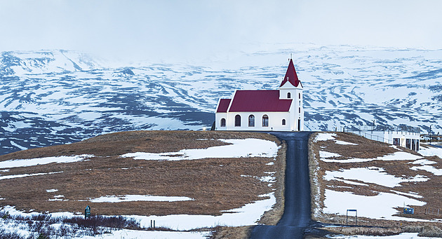 Minulost nás dožene. V románu islandské autorky jsou ženy hrdinkami a muži násilníky