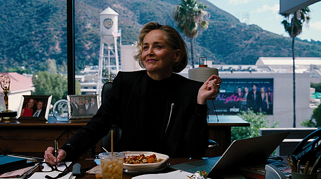 Sexy kostým a Sharon Stone. Třetí řada Euforie představuje nový trailer Sexy kostým a Sharon Stone. Třetí řada Euforie představuje nový trailer