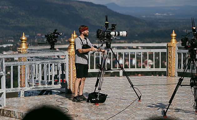 S kamerou běžel, hlídal i pravidla. Asia Express byla extrémní, říká kameraman