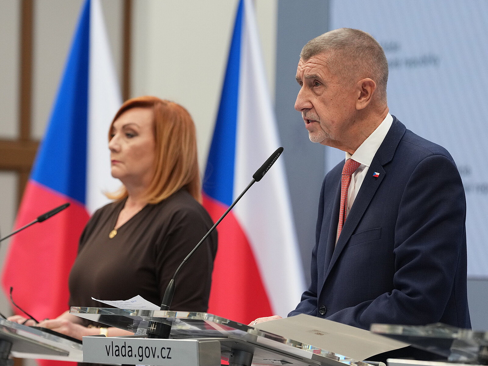 Babiš jednal s pumpaři. U nafty má být marže 3,50 Kč, u benzinu 2,50 Kč, řekl