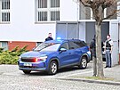 Okresní soud v Pardubicích dnes odpoledne poslal do vazby i pátého podez�elého...