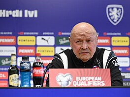 Trenér �eské fotbalové reprezentace Miroslav Koubek na tiskové konferenci p�ed...