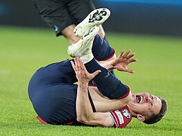 Luká� Provod se svíjí v bolestech v zápase s Dánskem v bará�i o MS.