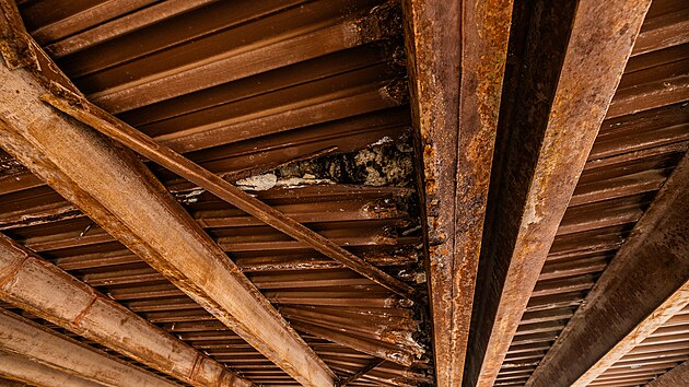 Zch�tralou Bene�ovu t��du Hradec Kr�lov� pl�nuje opravit na etapy. (26. b�ezna 2026)