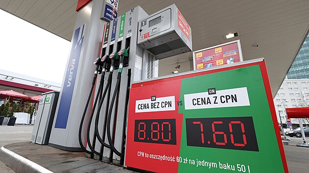 Polsko pat�� mezi nejaktivn�j�� st�ty. Vl�da od �ter� 31. b�ezna zavedla...